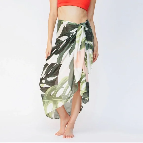 Virginia Wolf Floral Multi Way Wrap - Picture 6 of 12